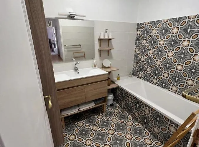 Apartment Climatise F3 Proche Port Et Aeroport